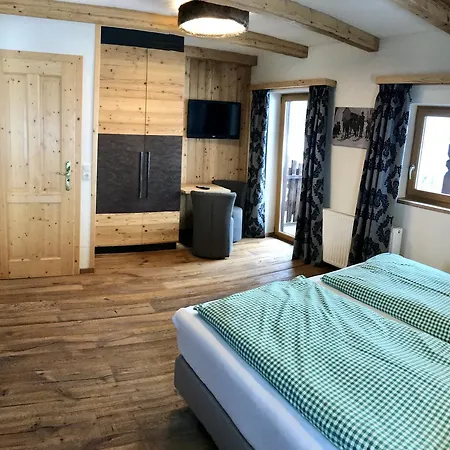 Almresort Baumschlagerberg * Фордерстодер